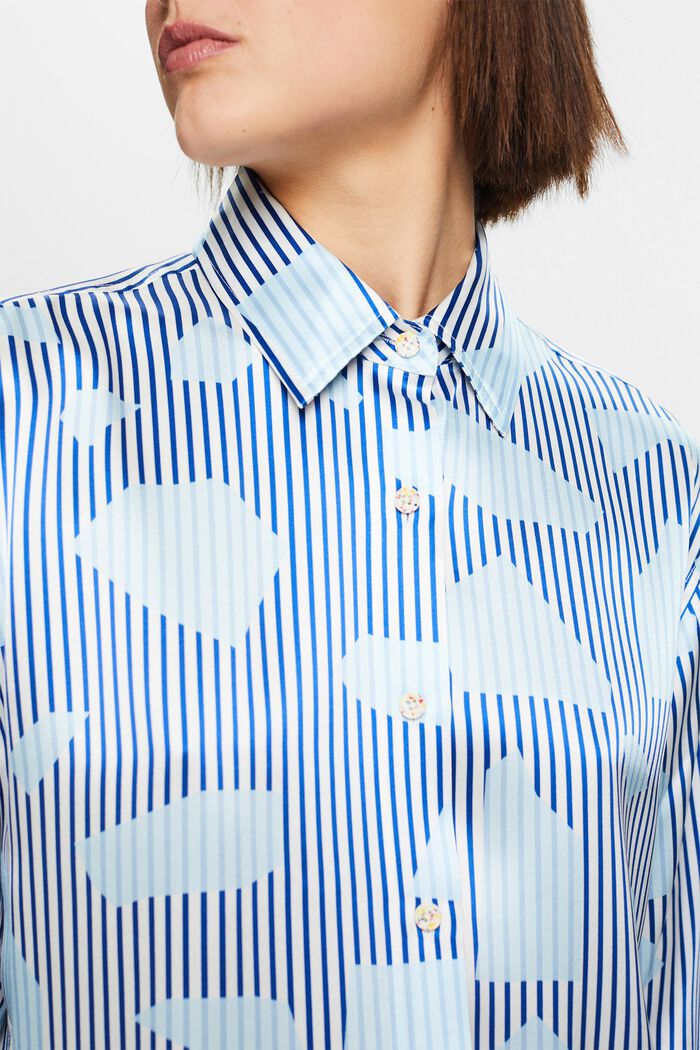 Camicia con bottoni in seta stampata, BRIGHT BLUE, detail image number 3