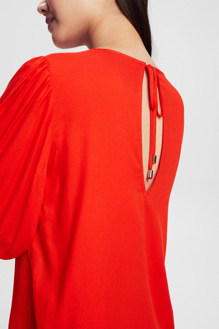 Blusa con scollo a V, RED, detail image number 0