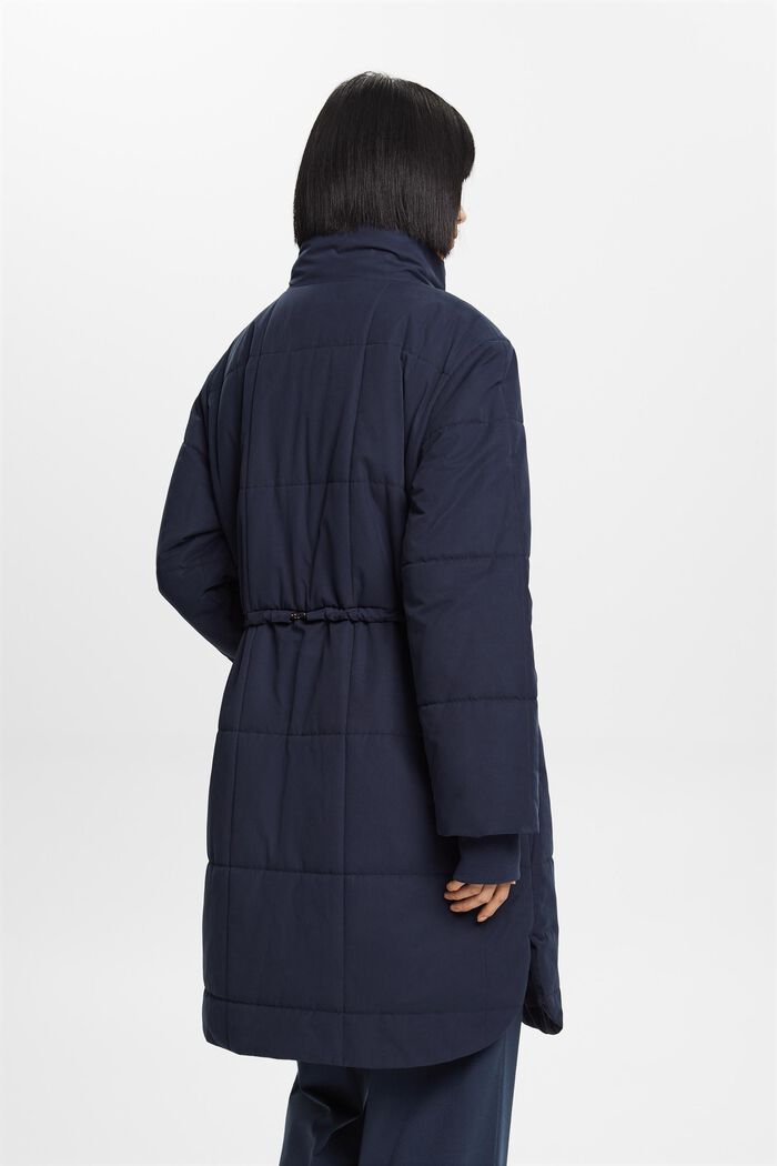 Riciclato: cappotto trapuntato con fodera in pile, NAVY, detail image number 4