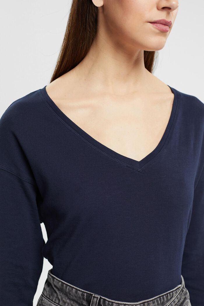 Top a manica lunga con scollo a V, NAVY, detail image number 2