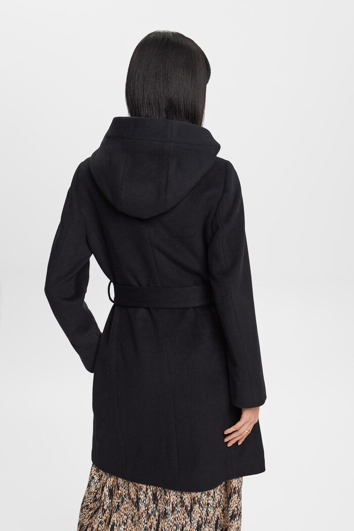 In materiale riciclato: cappotto in misto lana con cappuccio e cintura, BLACK, detail image number 3