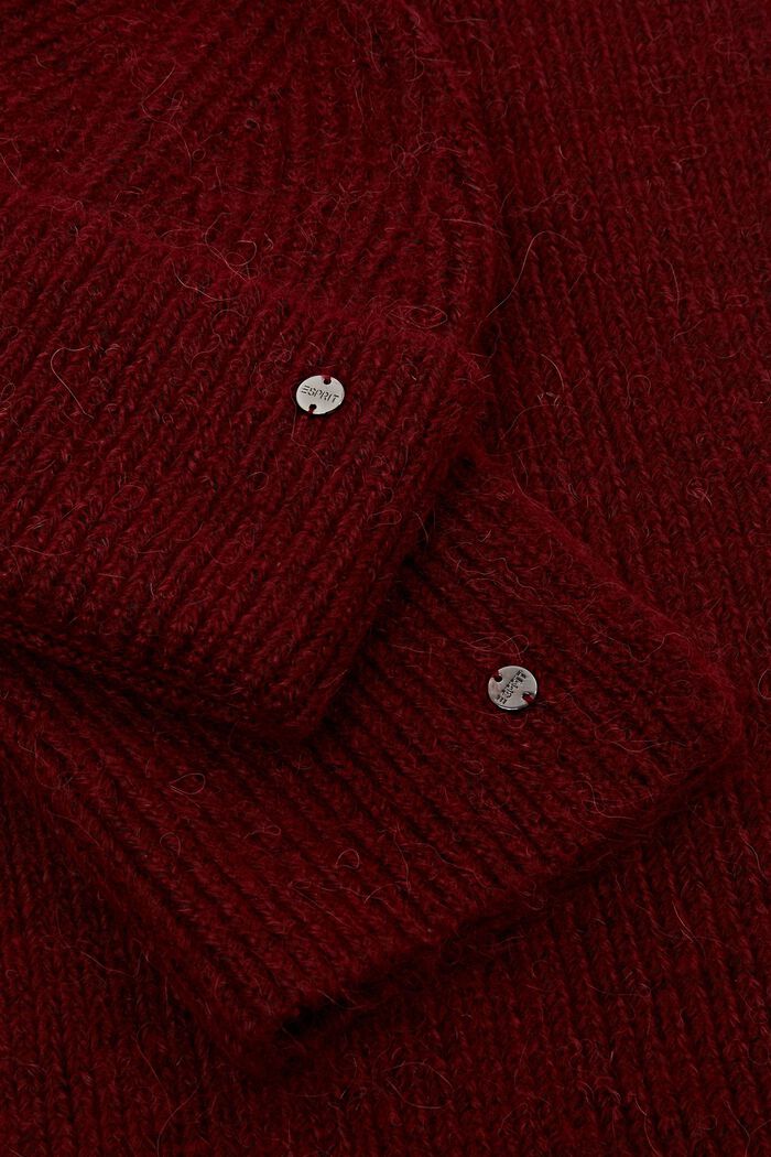 Confezione regalo natalizia con berretto e sciarpa in maglia chunky, BORDEAUX RED, detail image number 1