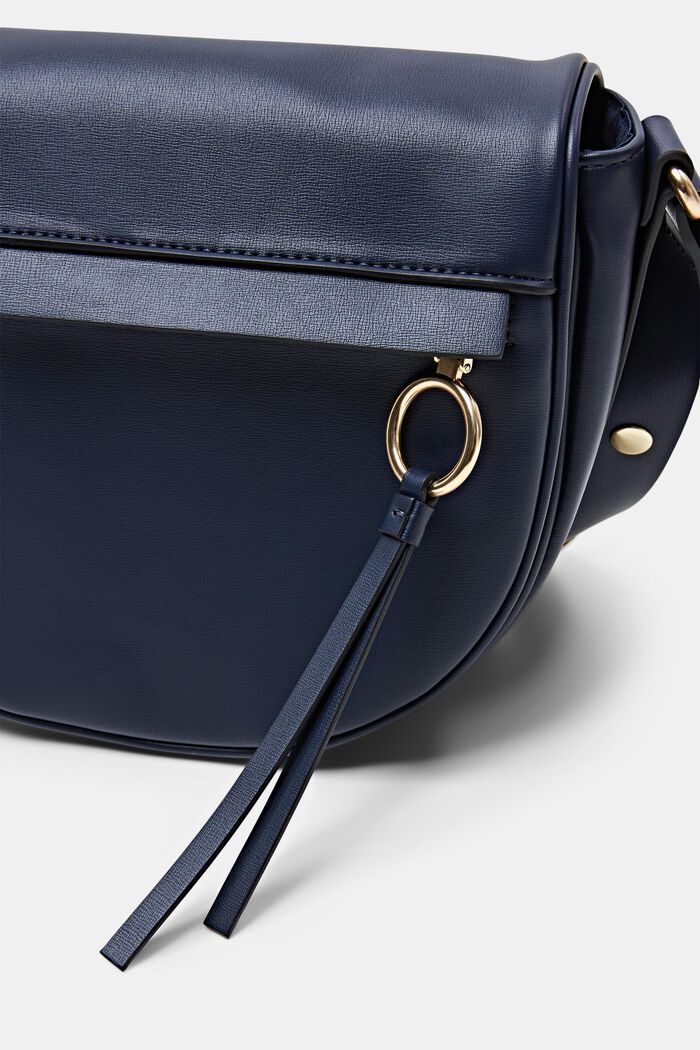 Borsa a tracolla con patta, NAVY, detail image number 1