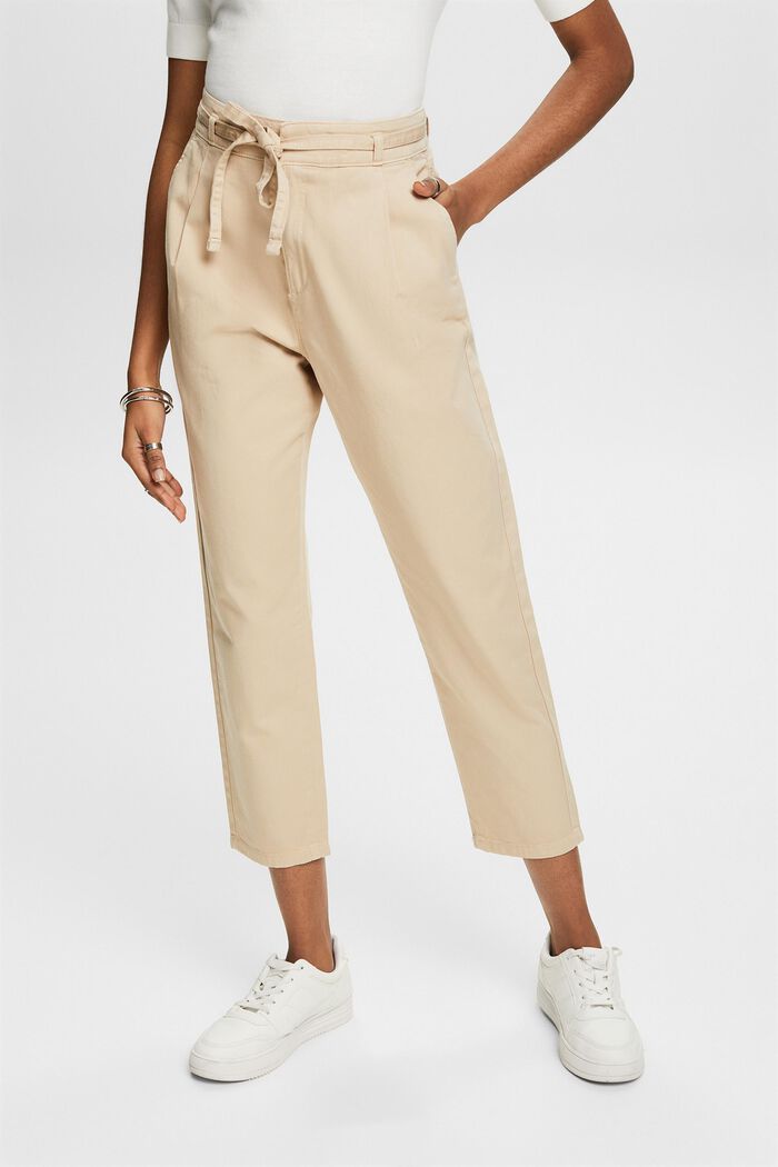 Pantaloni con pieghe in vita e cintura, cotone Pima, BEIGE, detail image number 0