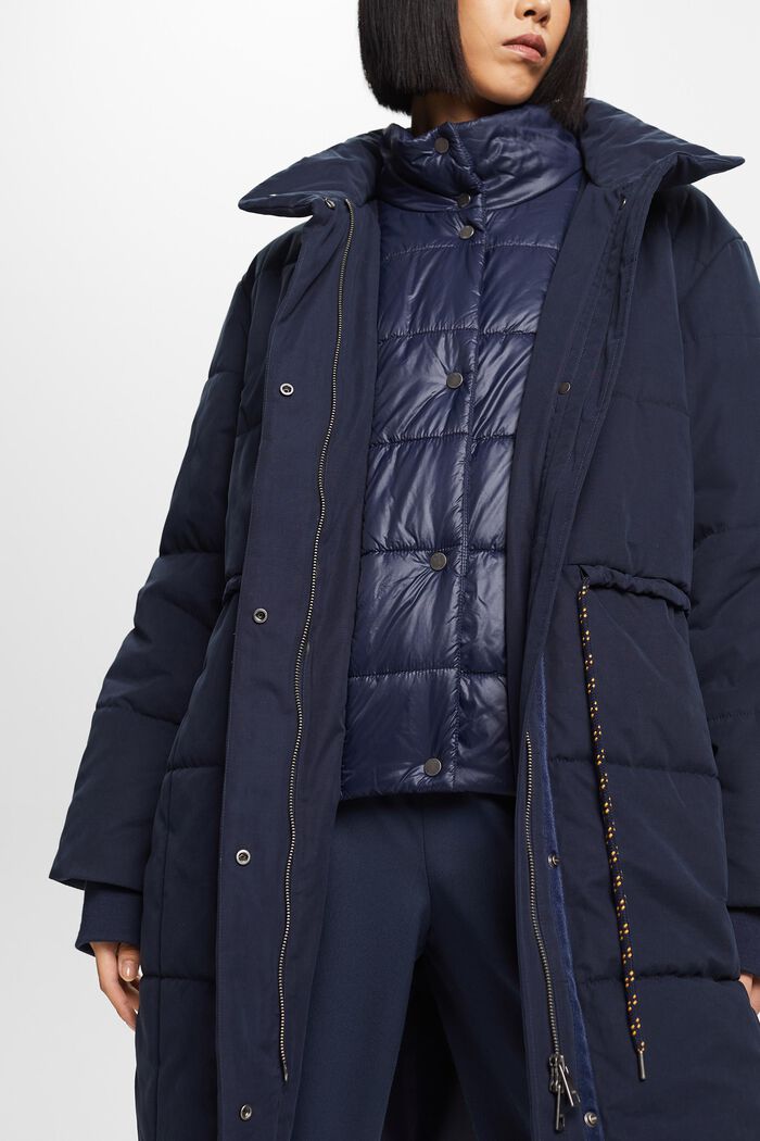 Riciclato: cappotto trapuntato con fodera in pile, NAVY, detail image number 2