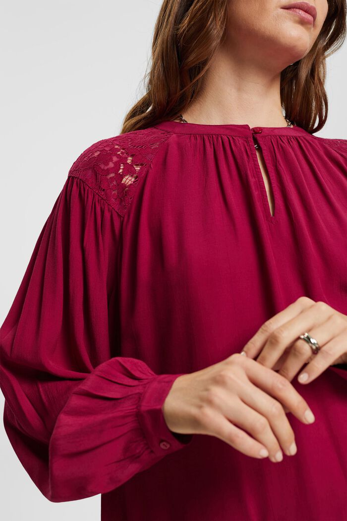 Blusa con dettagli in pizzo, CHERRY RED, detail image number 2