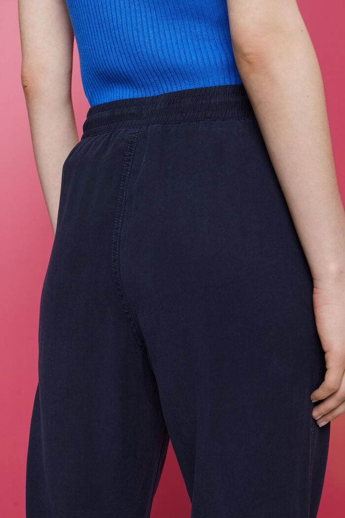 Pantaloni con cintura elastica, NAVY, detail image number 4