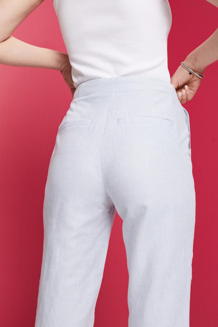 Pantaloni chino cropped in misto lino con cintura fissa, LIGHT BLUE LAVENDER, detail image number 4