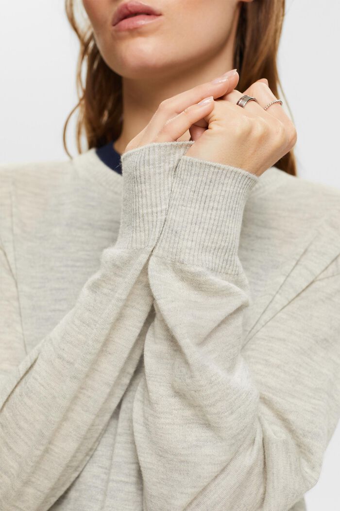Pullover a girocollo in cashmere, LIGHT GREY, detail image number 3