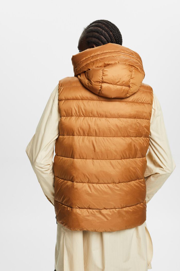 In materiale riciclato: gilet trapuntato, CARAMEL, detail image number 3