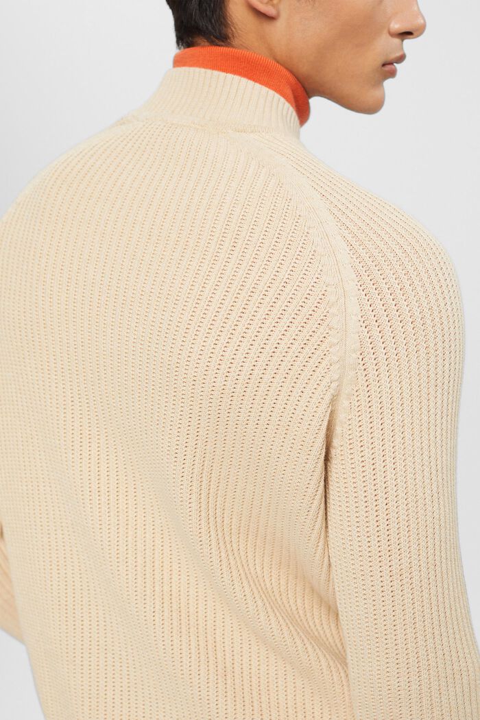 Pullover in maglia con collo a lupetto, LIGHT BEIGE, detail image number 2