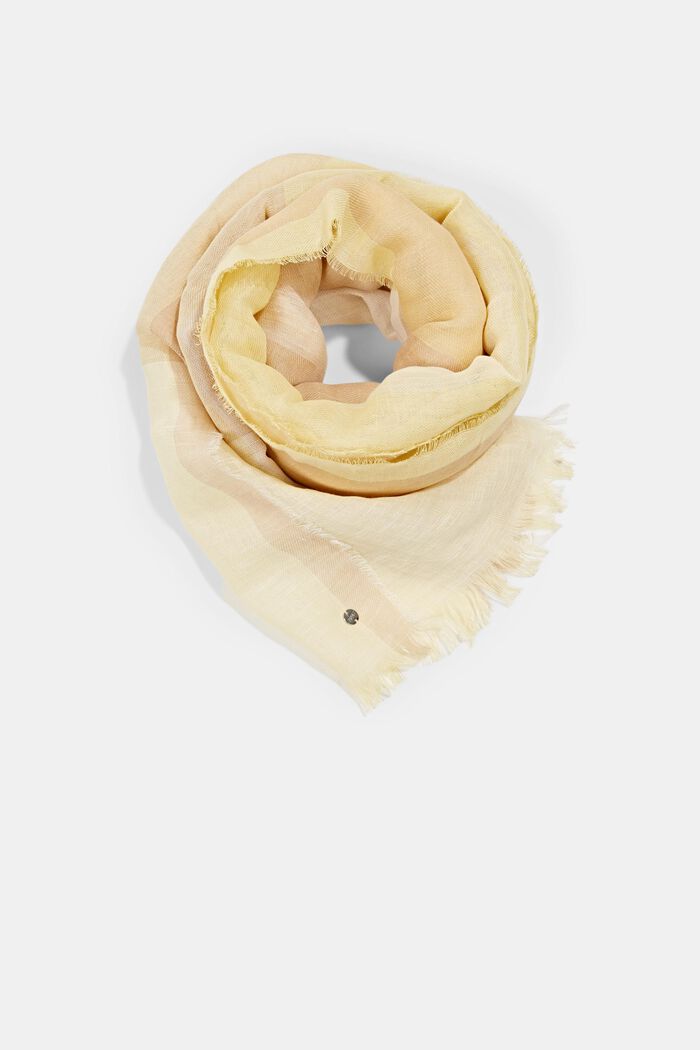 In misto lino: foulard a quadri