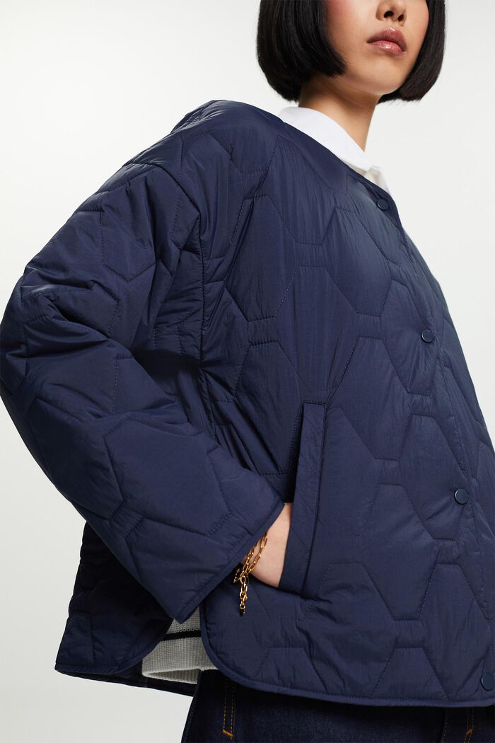 Riciclato: giacca trapuntata leggera, NAVY, detail image number 2