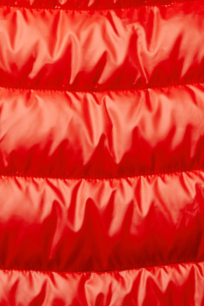 In materiale riciclato: gilet trapuntato con cappuccio rimovibile, RED, detail image number 5
