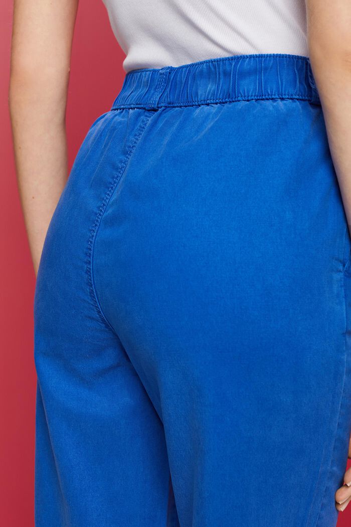 Pantaloni chino pull up dalla lunghezza cropped, BRIGHT BLUE, detail image number 4