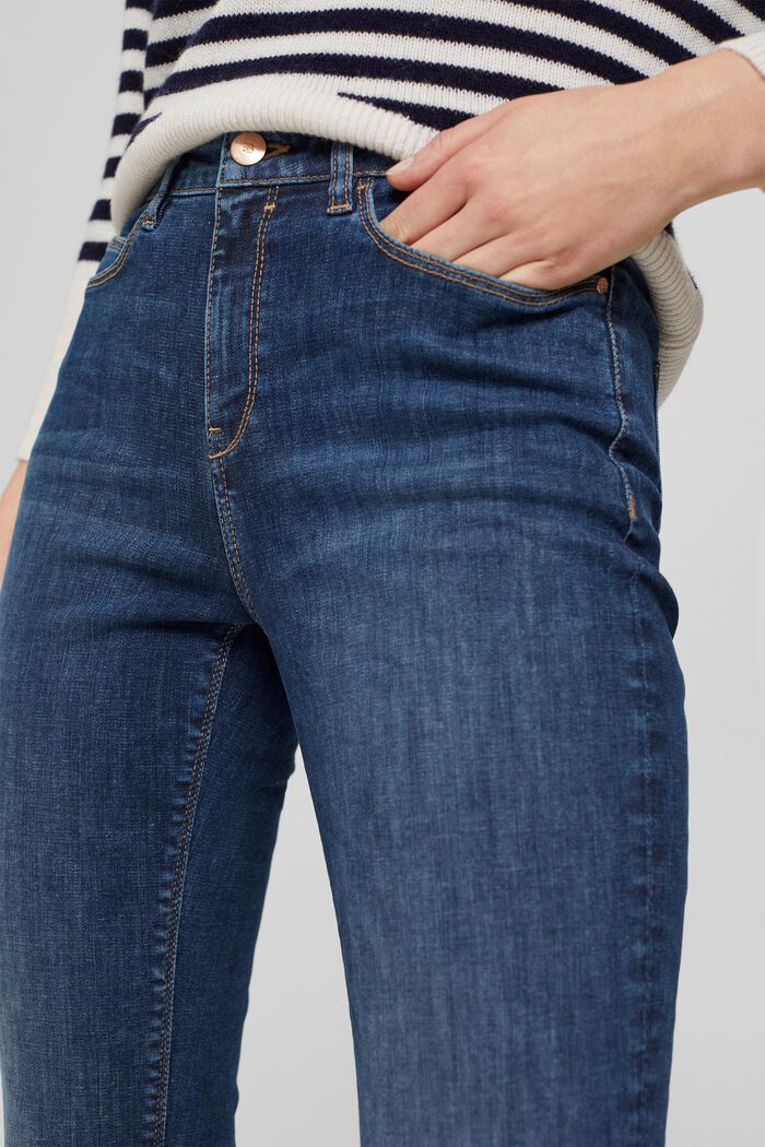 In materiale riciclato: jeans elasticizzati con lavaggio, BLUE DARK WASHED, detail image number 2